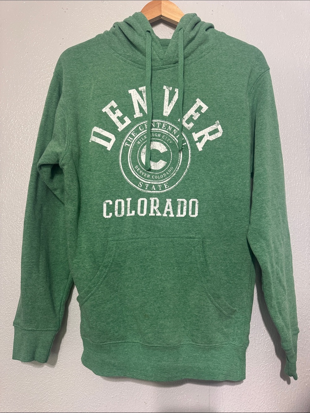 Point Sportswear Denver Colorado Green Graphic Hoodie Small